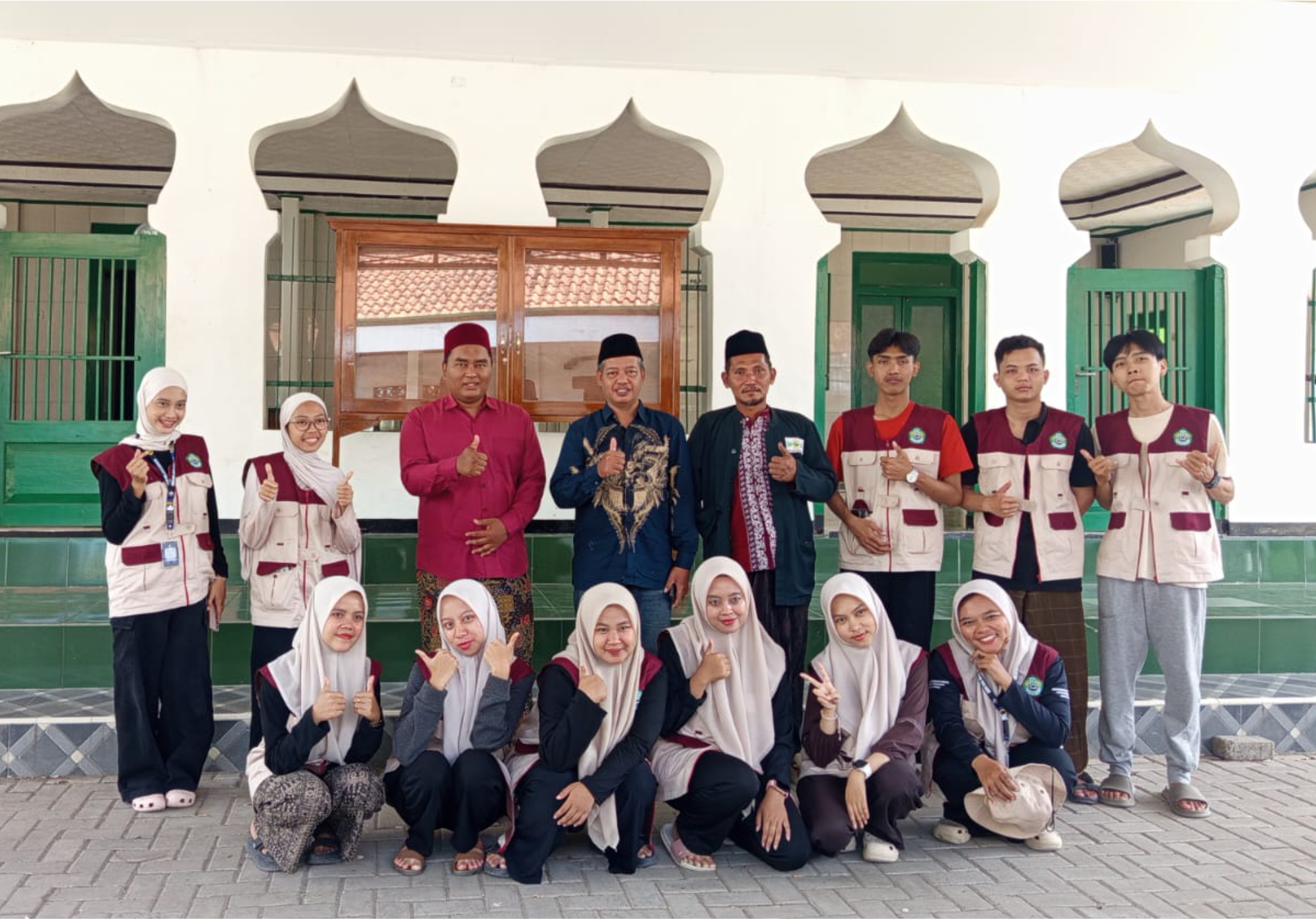 Jejak Spiritual di Tanah Kebumen Menelusuri Akar Genealogi Pesantren Mendit dan Hubungannya dengan Pesantren Citangkolo